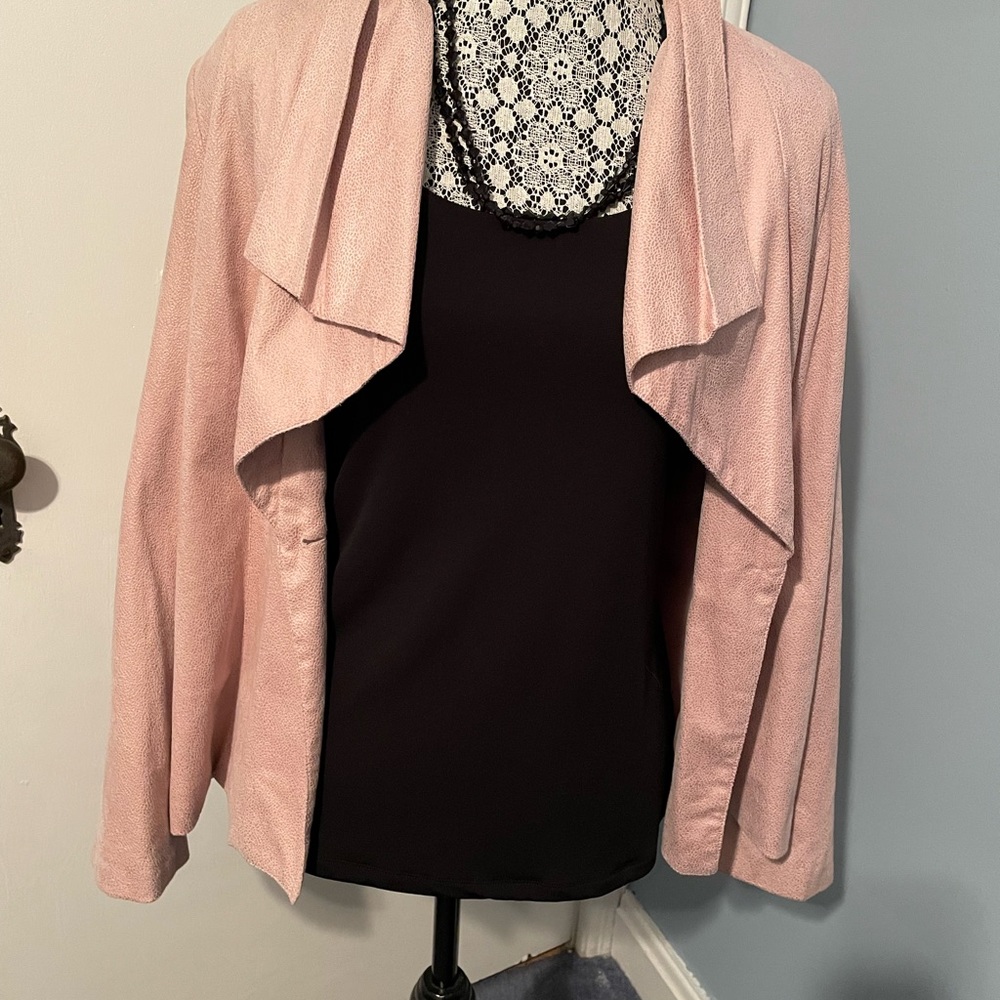 ⬇️Price Drop⬇️ Cleo jacket size L petite